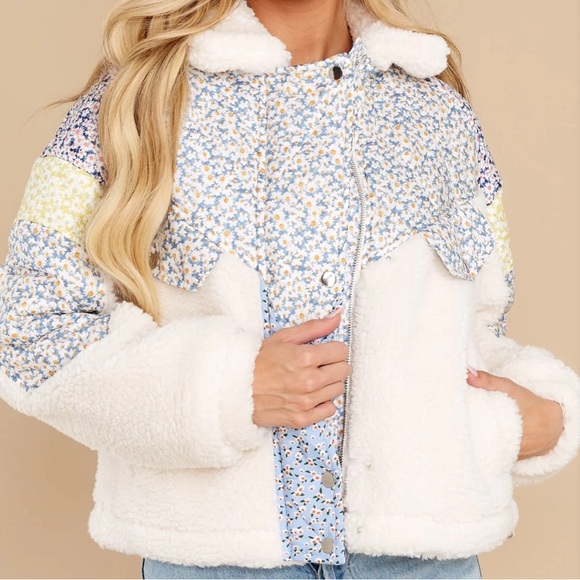 BlankNYC women’s flower patch Sherpa fleece jacket x-small new with tags - Picture 13 of 13